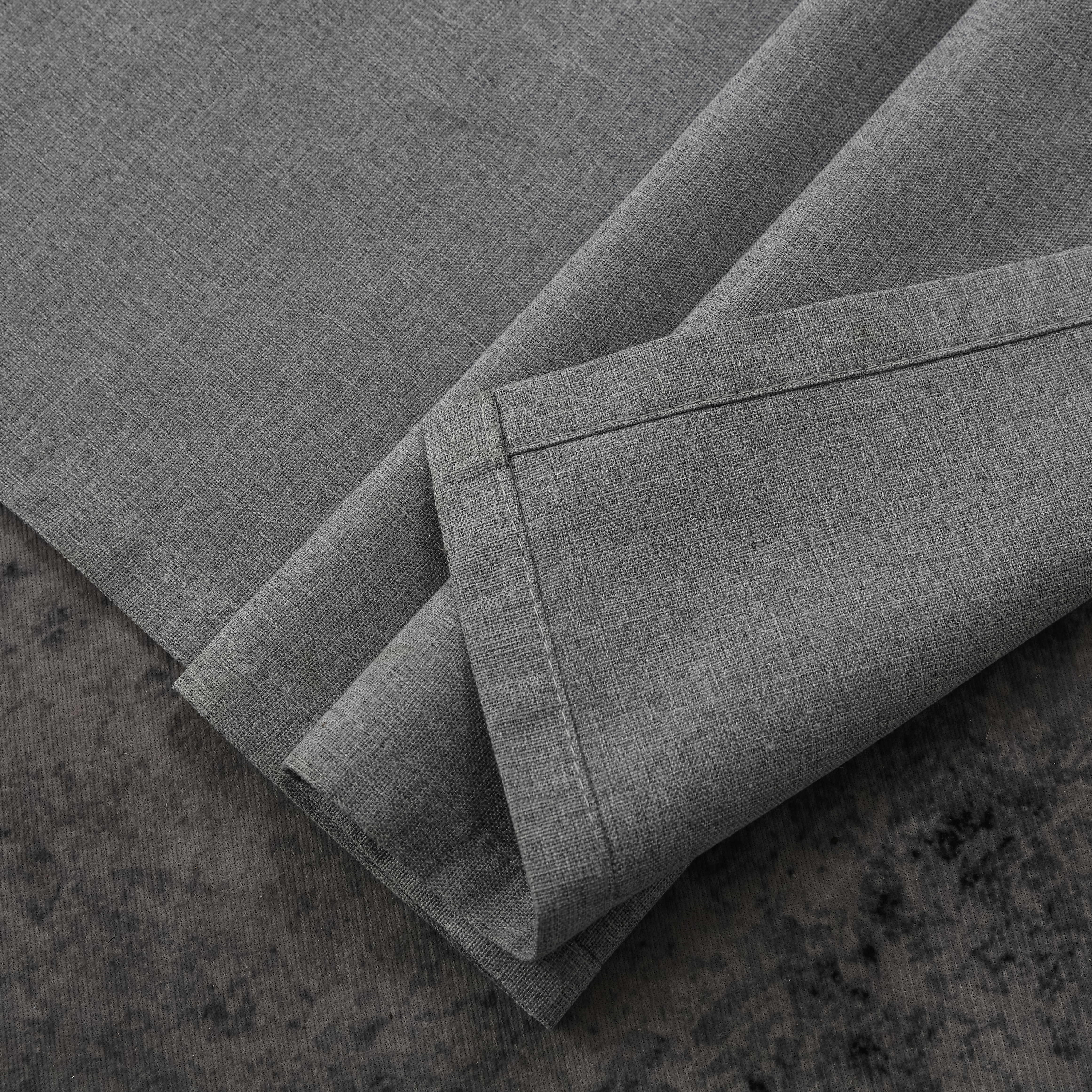 Double-sided lightweight linen full blackout